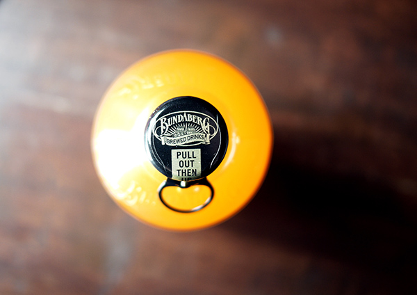 Sparkling Caramelized Peach Rum Punch // stirandstrain.com