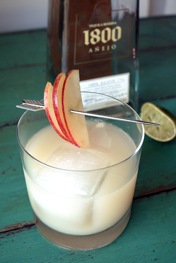 Indian Summer Apple Cider Switchel Cocktails // stirandstrain.com