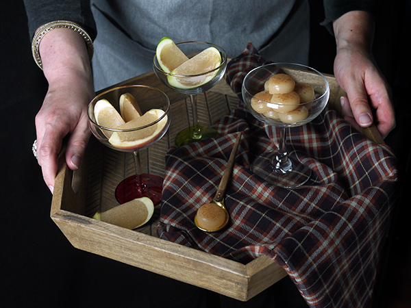 Caramel Apple Jellies with Everclear // stirandstrain.com